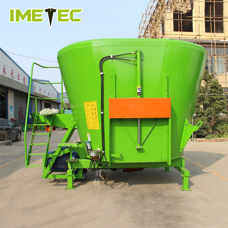 Single Auger Vertical Stationary TMR Feed Mixer Cart Tungsten Carbide Coated Blade ODM