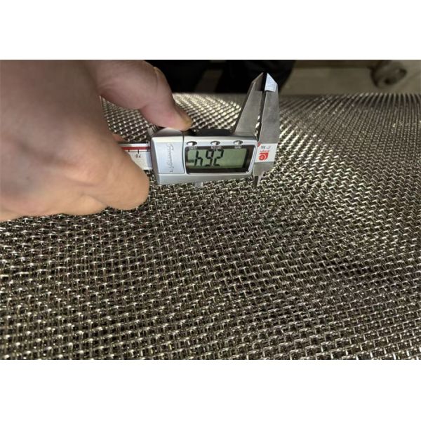 High Temperature Resistant 310S Plain Weave Crimped Wire Mesh Customizable Size for Furnace Filtration