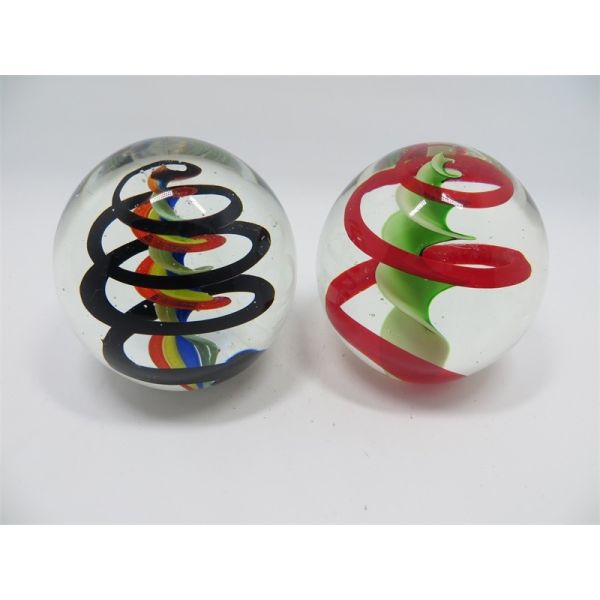 Glass paperweight, glass ball, glass round ball