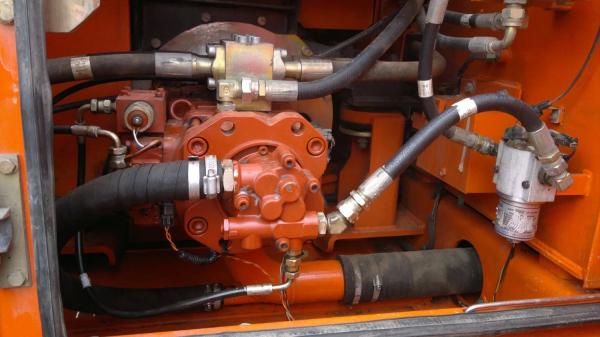 Doosan Dh150LC-7 Used Crawler Hydraulic Excavator with Quality for Sale
