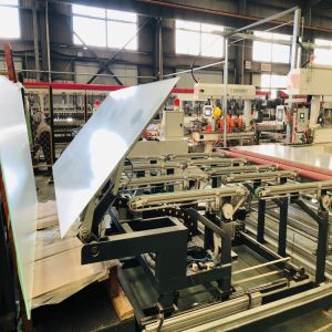 QINHUANGDAO YIWO GLASS CO.,LTD