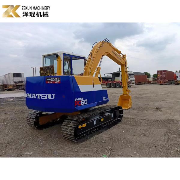 Japão Komatsu PC60-6 escavadeira com baixo peso operacional de 6 toneladas e em boas condições