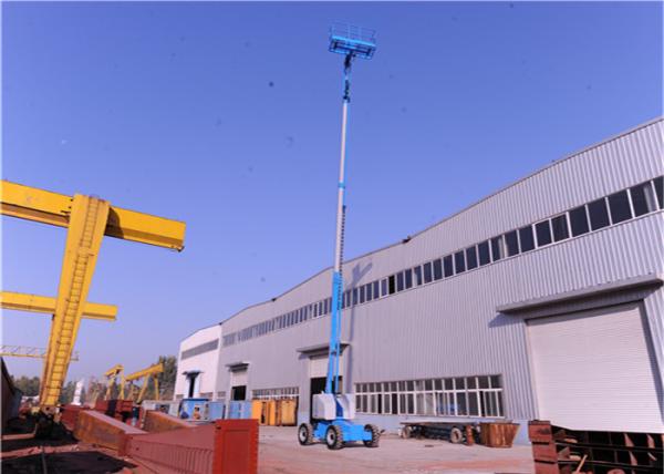 Metal Structure Self Propelled Boom Lift Blue Color 1 Year Warranty Anti Corrosion