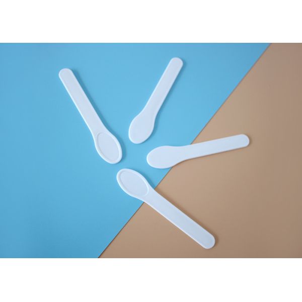 96.7mm HDPP Plastic Cosmetic Spatula Scoop For Skincare Jar