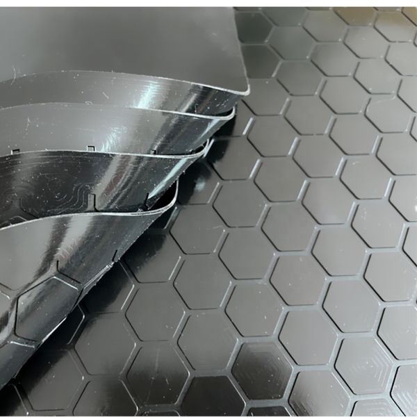 Waterproof Easy-Cleaning Hexagon Rubber Door Mat with 5-20MM Thickness for Anti-Slip Protection