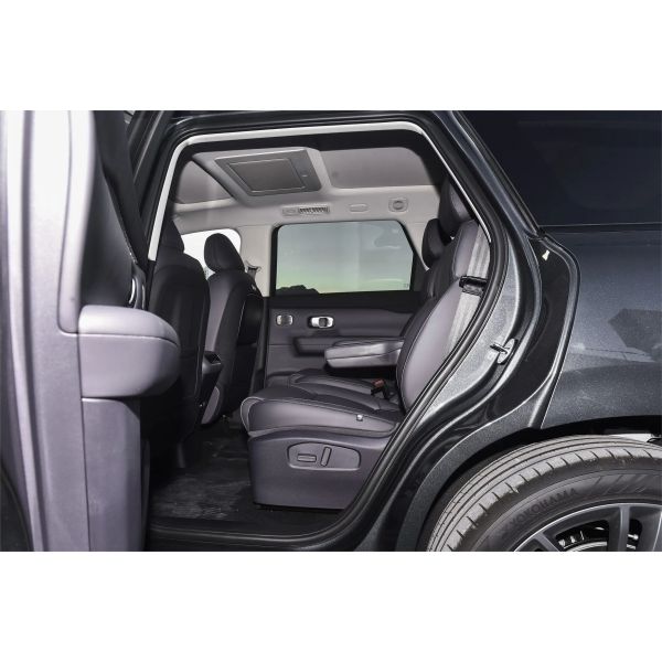 Leap Motor C16 2024 SUV eléctrico de 6 asientos de primera línea con 1095 km de alcance completo y transmisión de una sola velocidad