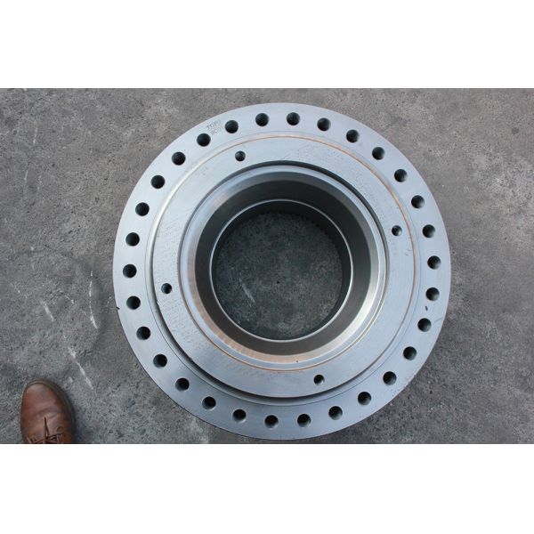 Части конечной передачи экскаватора Vol-vo EC750C путешествуют снабжение жилищем для коробки передач перемещения