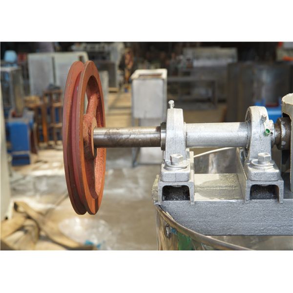 11.8kw Cooking Oil Pressing Machine Strong Powerful 150-200 Kg Per Hour Capacuty