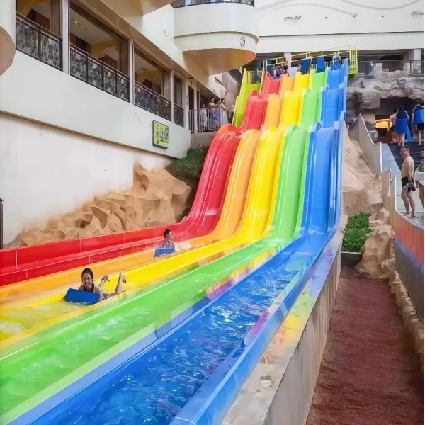 Commercial Rainbow Multi-Lane Racing Water Slide Heavy-Duty Fiberglass  Anti-UV For Water Parks And Resorts