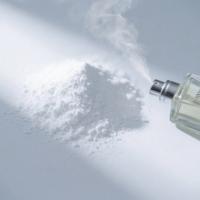 Très soluble dans l'eau HPBCD Cyclodextrine blanchissant et anti-âge dans l'essence cosmétique
