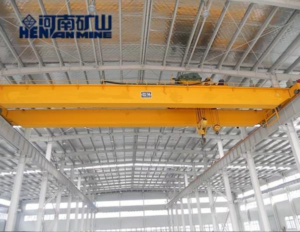 LH Type Double Girder Electric Overhead Traveling Crane 32 T For Hoist Lifting