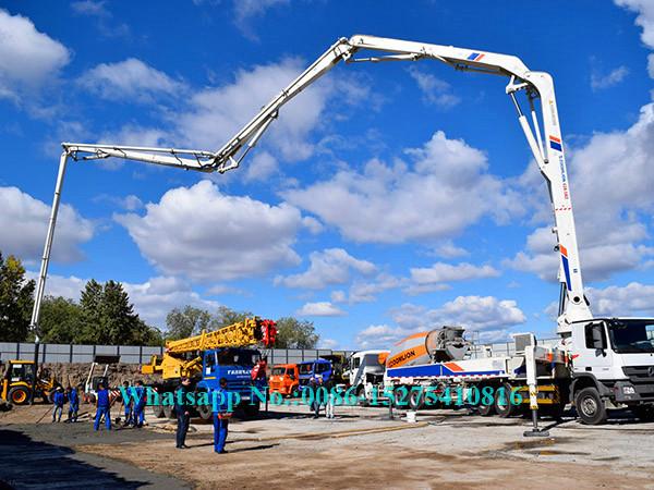 Equipamento de construção montado caminhão de colocação de controle remoto da bomba concreta 34X-4Z da profundidade de Zoomlion 34m