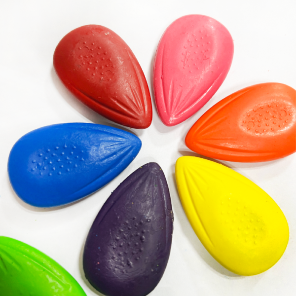 New Design 8PCS Colorful Fancy Non Toxic Kids Flower Shape 3D Crayon Set Modeling Crayon