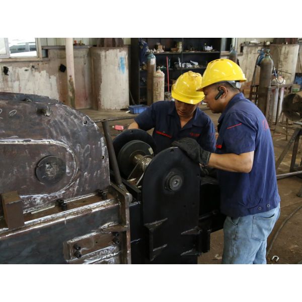 Износоустойчивые высококачественные большие применимые ведра потрошителя экскаватора зоны для ZX200, PC90, CAT340