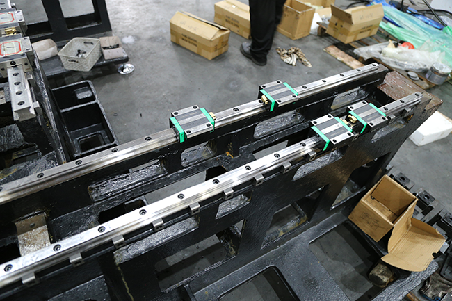 Scie circulaire industrielle multifonctionnelle en acier allié pour la coupe du métal, scie circulaire électrique pour le bois