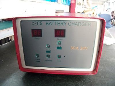 Stacker / Pallet Truck 24V Industrial Battery Charger With High Brightness LEDs