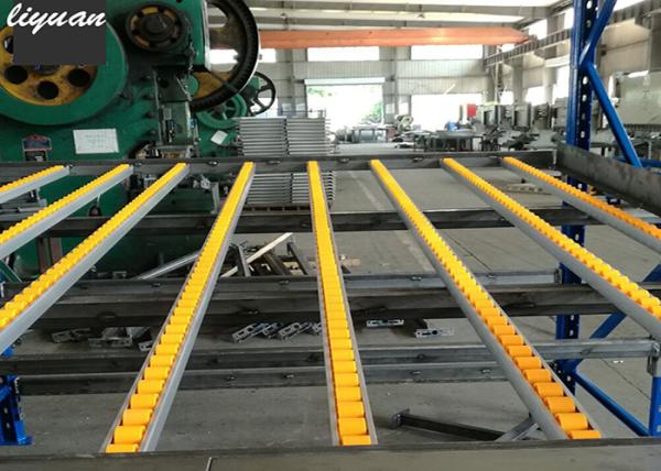 Cremalheira de aço do fluxo da caixa da gravidade da proteção de corrosão para prateleiras do armazenamento da garagem