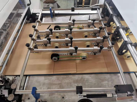 17T автоматические умирают вырезывание и размер бумаги 1060*760mm кантовочного станка максимальный