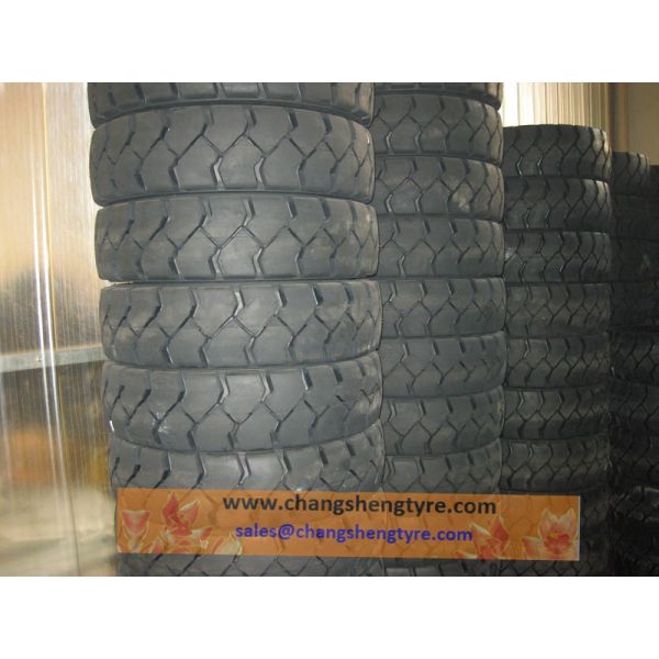 Forklift Truck Tyres Factory