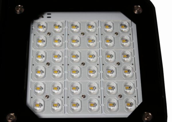 90W S4 Commercial LED Street Lights IP66 IK08 150LPW Outdoor Area