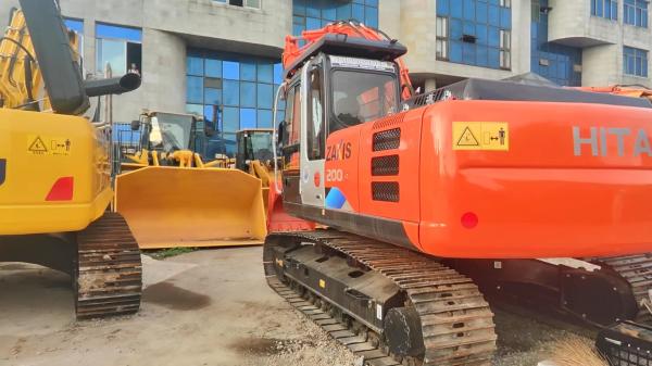 19400KG Em bom estado Excavadora usada Hitachi ZX200 com motor ISUZU AA-6BGIT