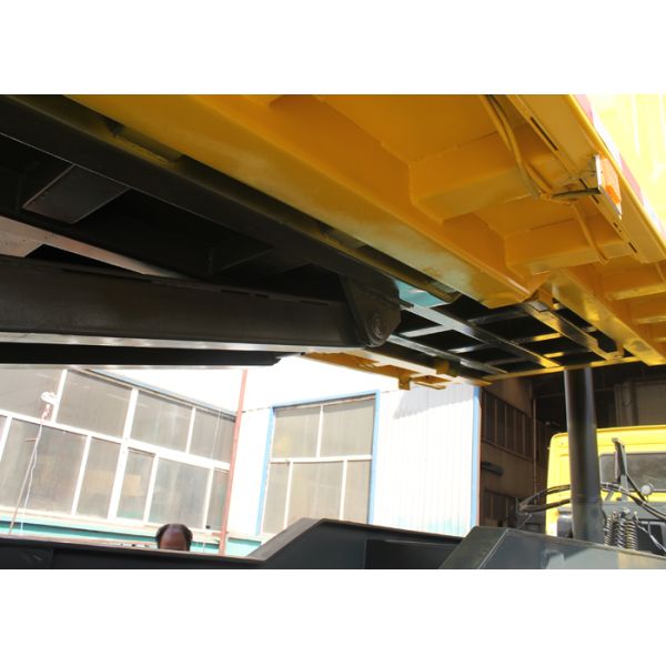 SINOTRUCK HOWO Dumper Tipper Semi Trailer Truck 25-45CBM With BV Certification