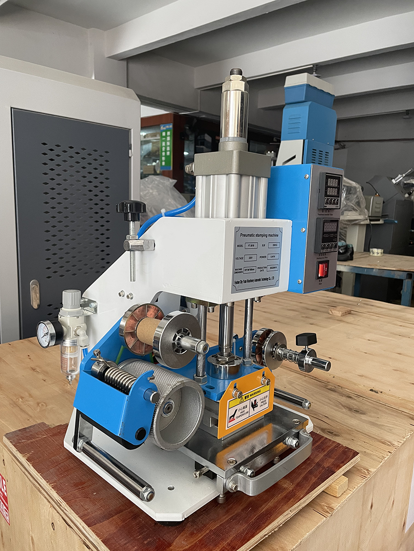 400 Semi-automatic Heat Pressing Machine for Hot Foil Stamping on Shoes Leather Paper PVC