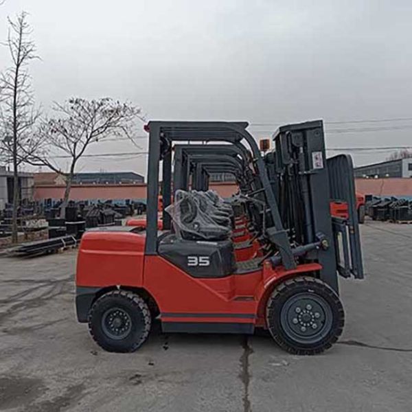 Chinese GQ-4y Gasoline Powered Forklift G Series CPCD30 Counter Forklift