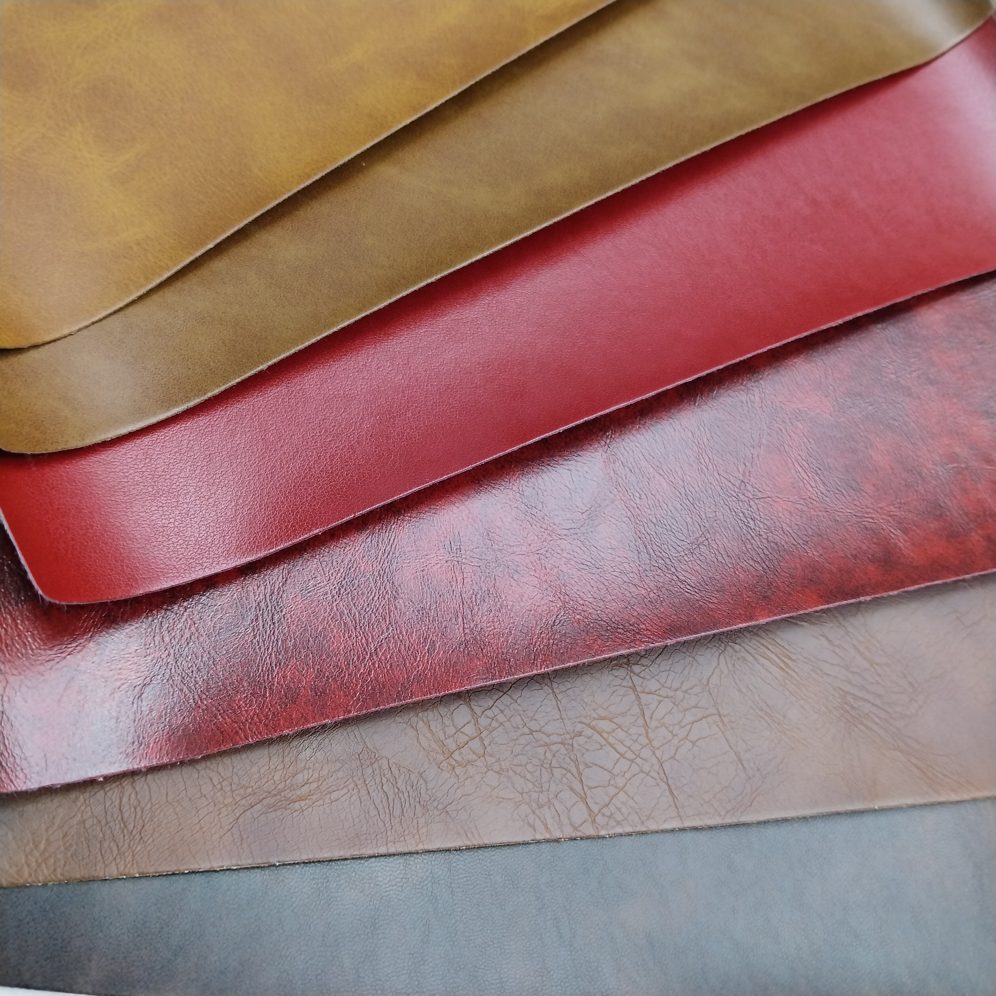 Custom Uphloster Solid Color Hot Stamping PU Synthetic Leather Fabric Thermal Leather Fabric for Book Hard Cover Making