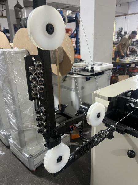 36000 Loops/Hour High Efficiency Twin Ring Loop Spiral Wire Roll Making Forming Machine Equipment