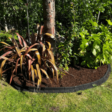 Recycled Rubber Landscape Edging with 60-70 ShoreA Hardness and Weather-Resistant for Garden Borders