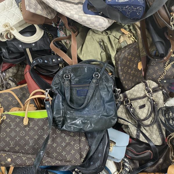Used International Branded PU Bags Mixed Style Ukay Women 2 Hand Designer Handbags