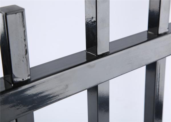 Stain Green Powder Hercules Q235 Steel Fencing Panels Falt Top Design