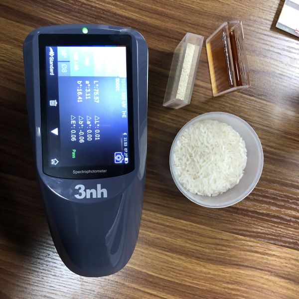 Silk YS3060 Opacity Handheld Color Spectrophotometer 8/4mm Apertures For Fluorescence Measurement