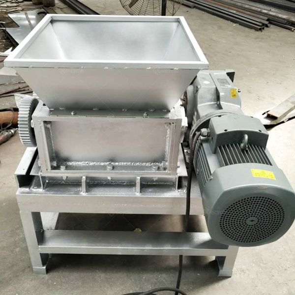 Client's Requirements Fulfilled Small Mini Industrial Shredder for Metal Recycling