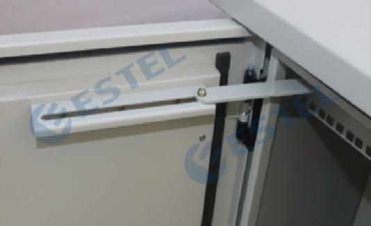 IP55 Waterproof Outdoor Electronic Equipment Enclosures Sandwich Structure