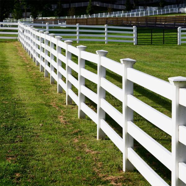 Durable PVC Horse Fence OEM Support Vinyl Livestock Fencing Corrosion Free