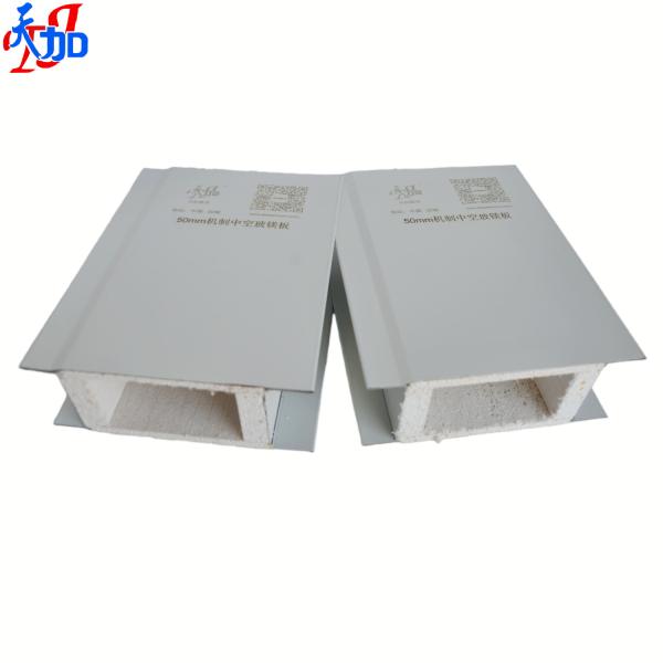 Panneaux fabriqués à la machine pour les salles blanches Laine de roche / PU / Honeycomb d'aluminium / Panneau sandwich à l'oxyde de magnésium 50mm100mm 150mm