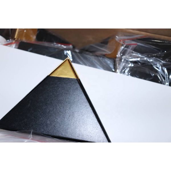Customized triangle  jewelry box (Color-Logo-Size)
