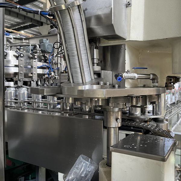 1500 - алюминиевая консервная банка 36000CPH Линия розлива напитка Carbonated полностью автоматическая