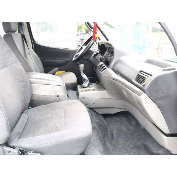 Used Jinbei Hiace 11 Seater Minibus 2.0L 102hp L4 Country IV Country V