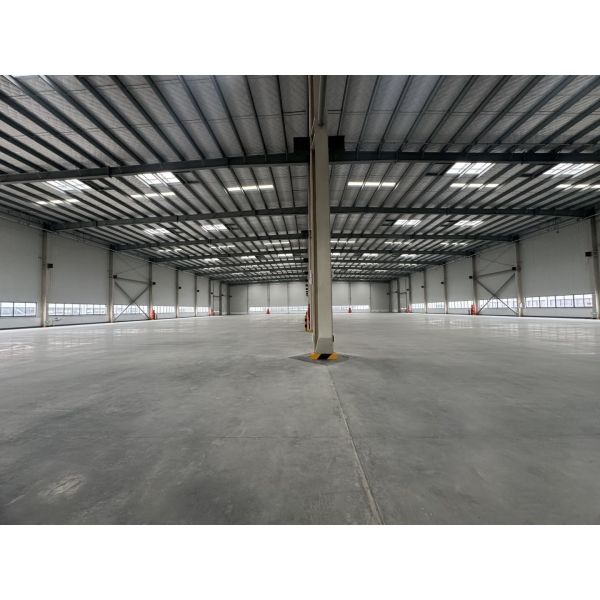 Steel structure frame building with high-strength bolt connection for large-span warehouse Q355B