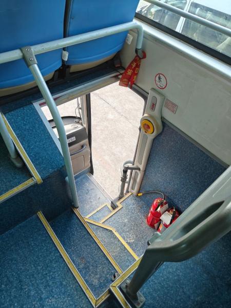 Second-hand One-and-a-half-story Buses With 57 To 59 Seats , LHD Steering Position