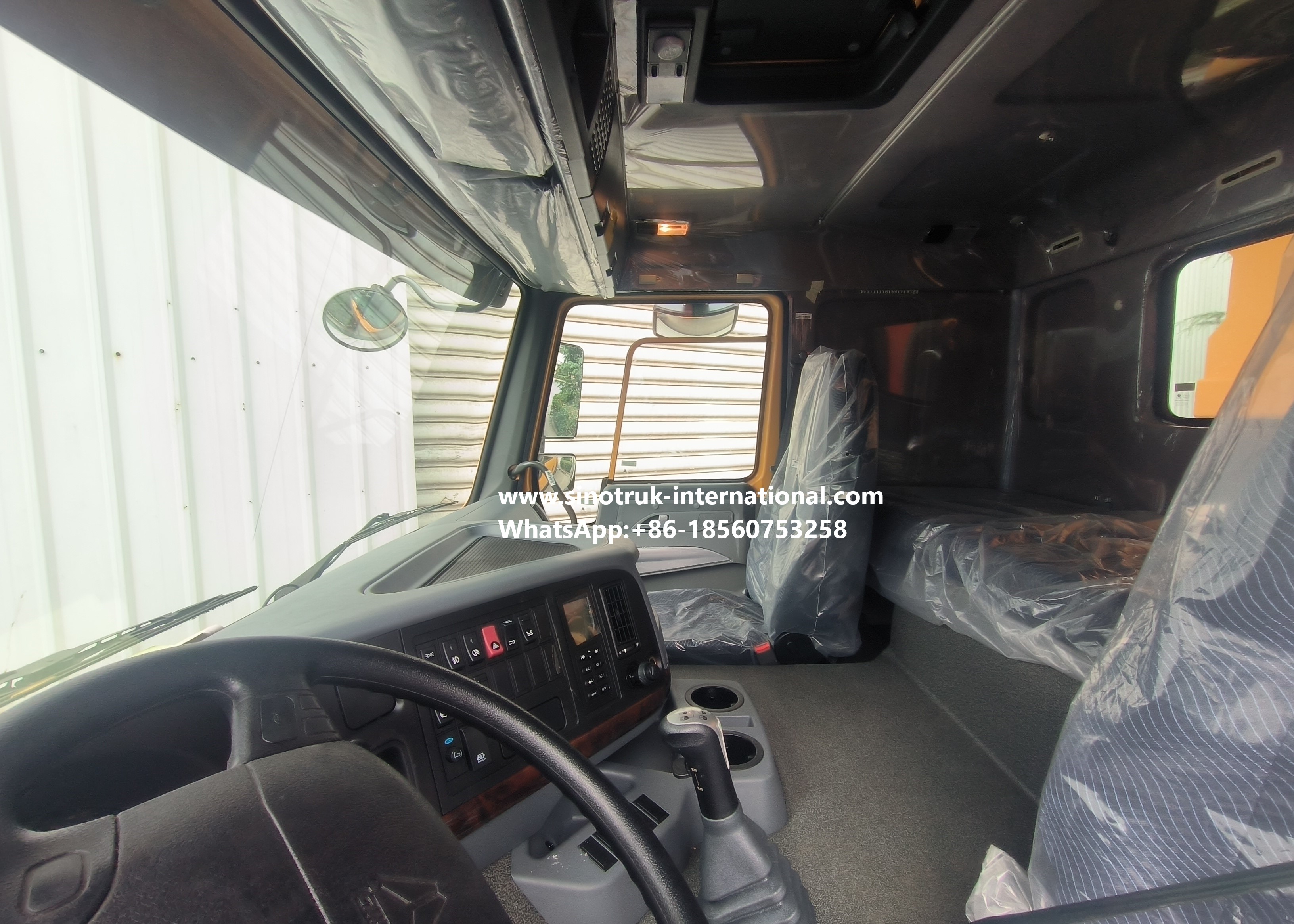 Sinotruk Howo Дэмпер Дэмпер 8 × 4 Lhd 12 колес U-образный корпус Euro 2