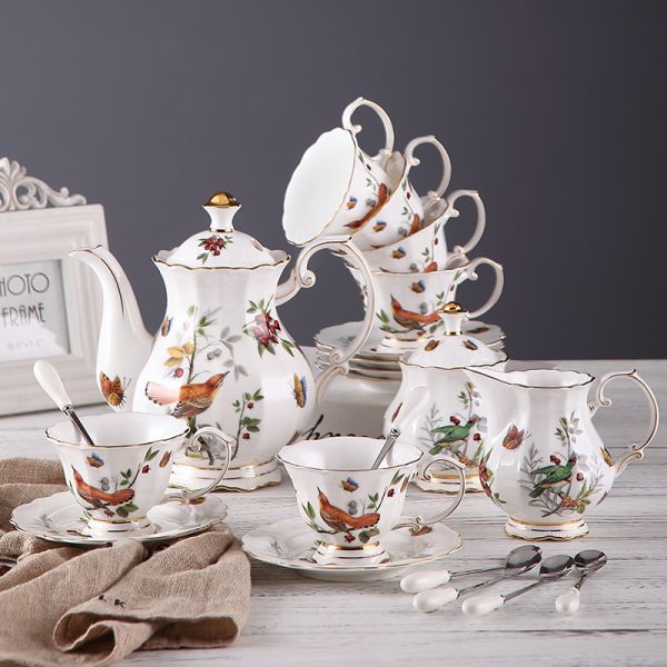 Floral 6.7oz Tea Cup 1400ml Teapot Bone China Coffee Serving Set