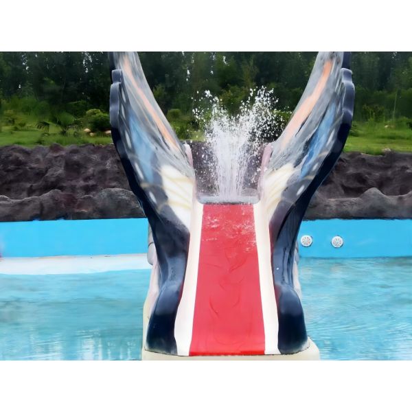 Multicolored Swimming Pool Water Slides , Kids Butterfly Outdoor Water Slides Games for Water Park
