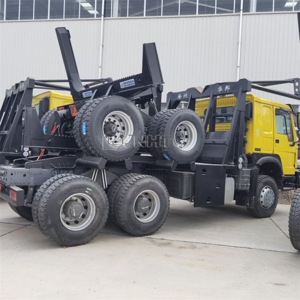6x4 TIMBER Wood Transport Logging Trailer Sinotruk Howo Brand