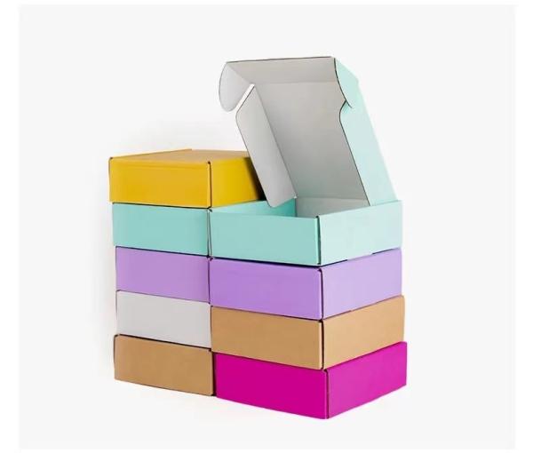 Clothing Candy Color Custom Corrugated Mailer Boxes 9x6x3 9x6x4
