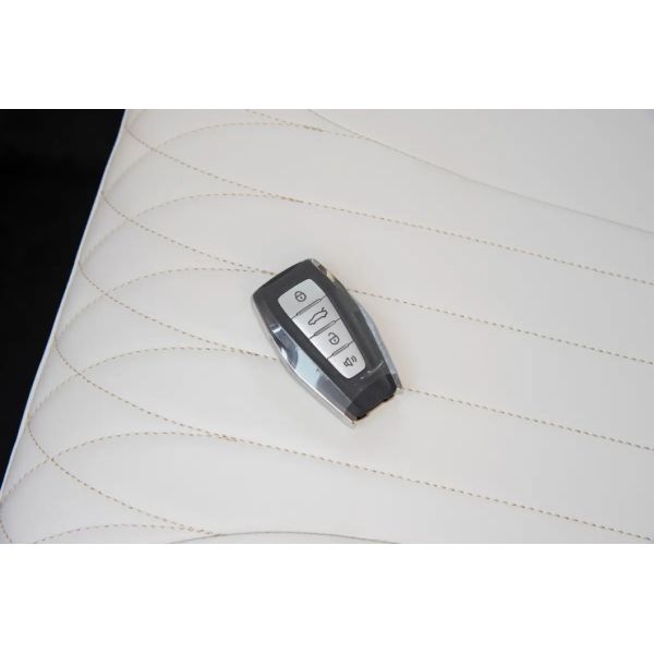 Customization Geely Geometry E 2023 401km Pink Special 5-Seater EV SUV 4006*1765*1550