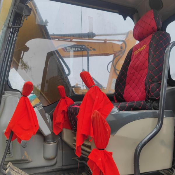 Hydraulic Used Excavator Dealer XCMG XE150DA 15T Crawler Digger